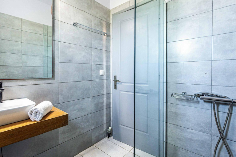 Bathroom 3, Villa Rodi, Ionian Islands