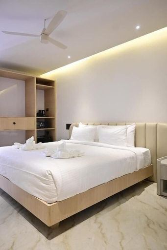 Others 2, Hotel Shell Mark, Mandya