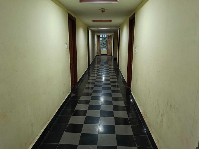 Others 4, The Nakshtra Lodge, Bellary