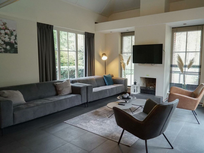Others 4, Villa in Beekbergen With Terrace, Apeldoorn