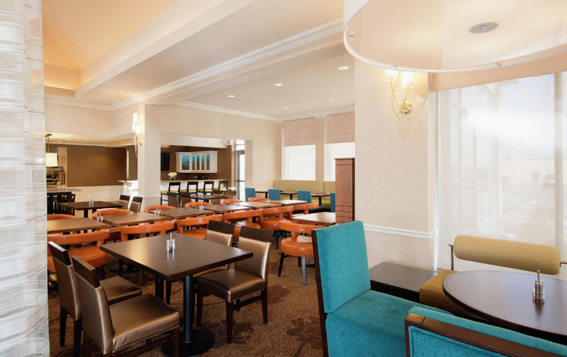 Food & Drinks 5, Hilton Garden Inn West Edmonton, Division No. 11