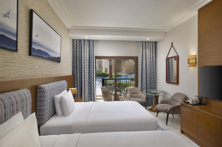 Bedroom 4, DoubleTree by Hilton Resort & Spa Marjan Island, Ras Al Khaimah