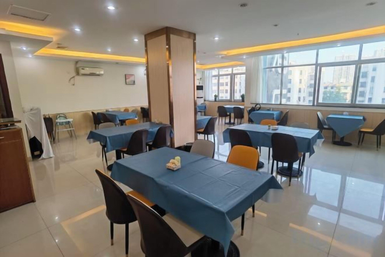 Food & Drinks, Tomato Hotel, Dongguan