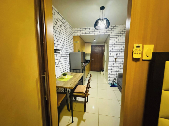 Others 5, Serene 1-bedroom Apartment With Shared Pool in Pasay, Pasay City