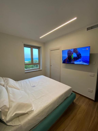 Bedroom 2, RoSea B&B, Latina
