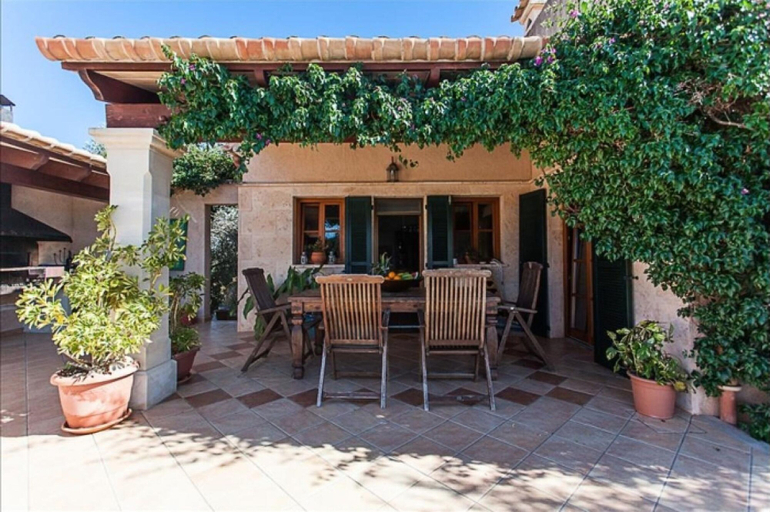 Others 3, Villa Favela With Pool Near ES Trenc, Baleares