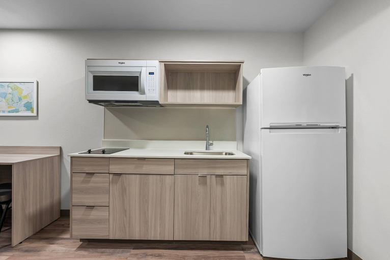 Others 1, WoodSpring Suites Woodbridge Menlo Park Area, Middlesex
