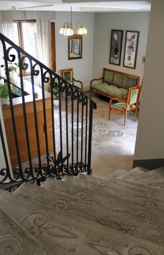 Public Area 4, Albergo Merùo, Cosenza