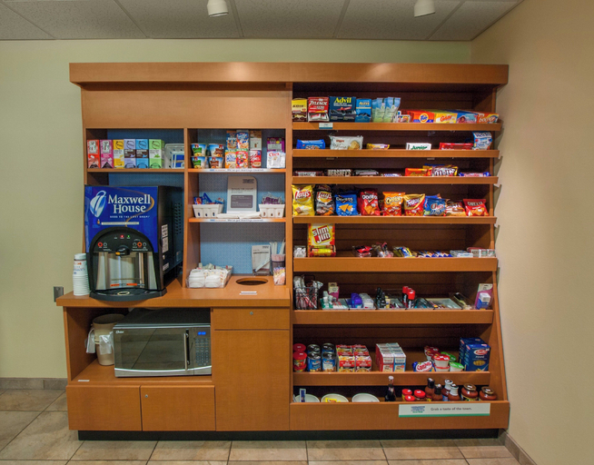 Food & Drinks 5, Candlewood Suites BUFFALO AMHERST, Erie