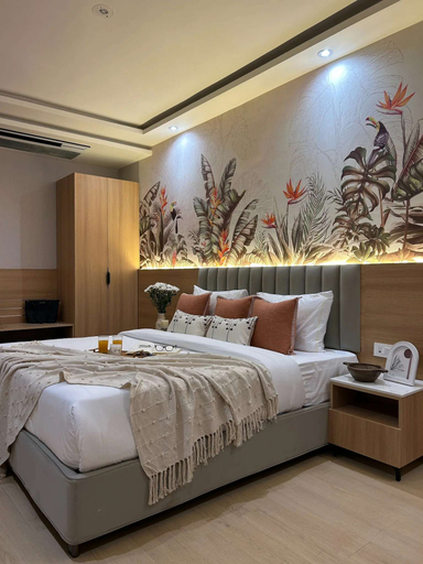 Others 3, The Solace Hotel, Nashik