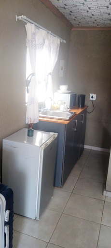 Others 5, Teklos  Lodge, Mhlambanyatsi