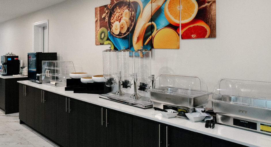 Food & Drinks, Baymont Inn & Suites by Wyndham Chattanooga, Hamilton