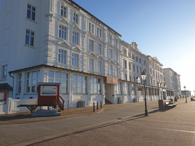 Others 2, 3 "borkum Flair", Leer