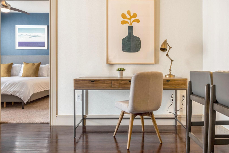 Others 5, Landing Chic 1bd, Courtyard, Houston