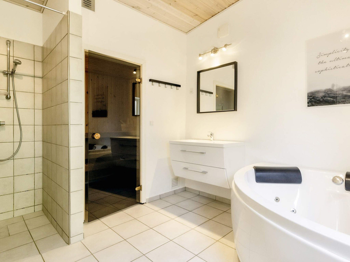 Bathroom 3, 5 Star Holiday Home in Hadsund, Mariagerfjord