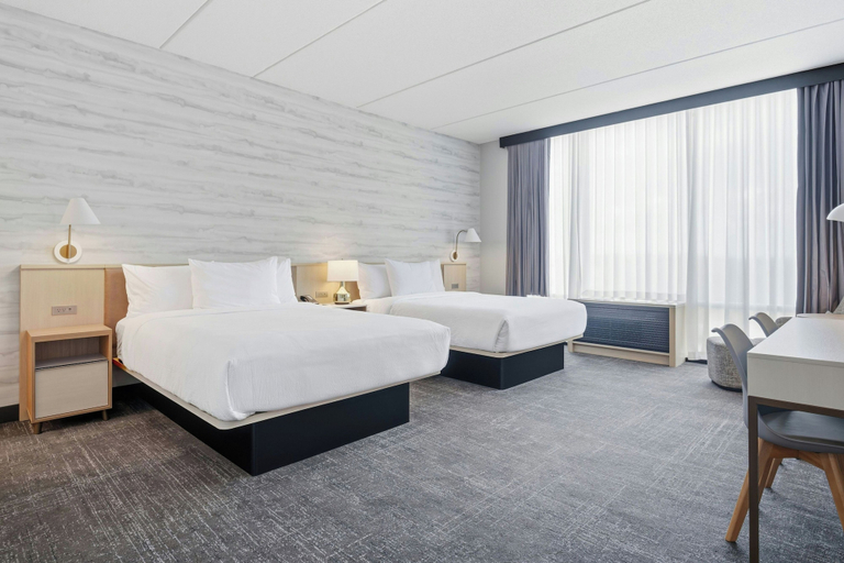 Others 3, TownePlace Suites by Marriott Vaughan, York