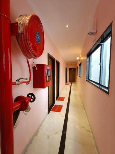 Others 4, Hotel Kanak Shree, East Nimar