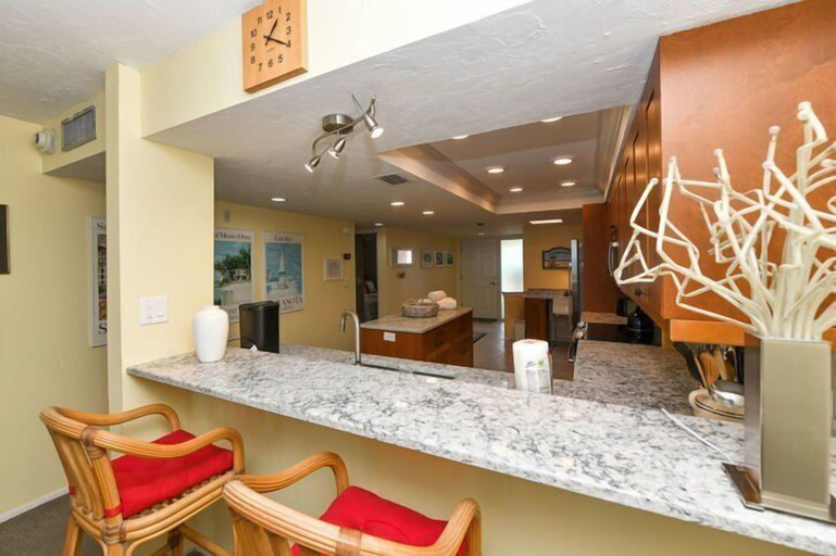 Others 4, Anna Maria Island Club 44 - 2 Br Condo, Manatee