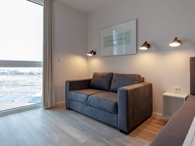 Others 5, 5 Star Holiday Home in Wendtorf, Plön