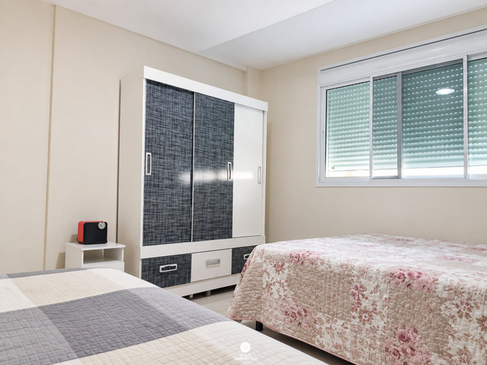 Bedroom 3, Apartamento com Piscina nos Açores, Florianopolis