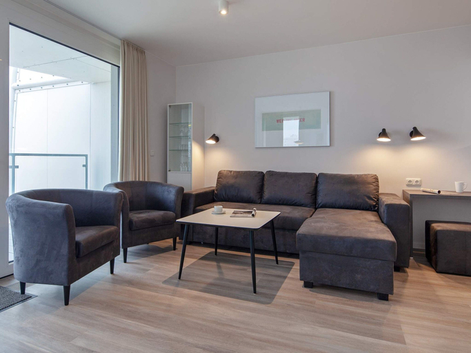 Others 4, 5 Star Holiday Home in Wendtorf, Plön