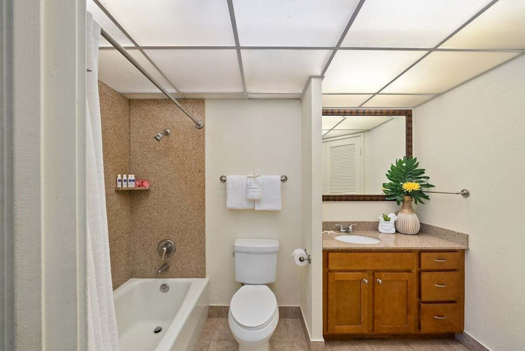 Others 5, Tropical Hawaiian Getaway 1BD Ocean View - Kaanapali Shores 709, Maui