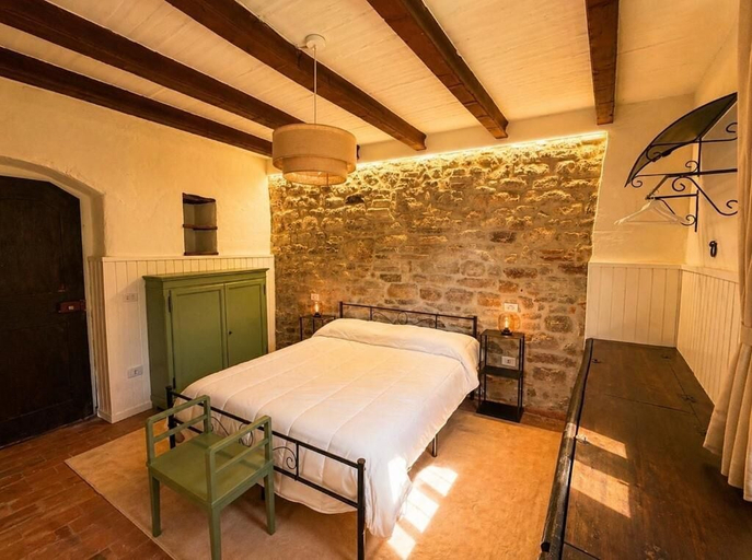 Others 2, Tenuta Valmarino - Adults only, Perugia