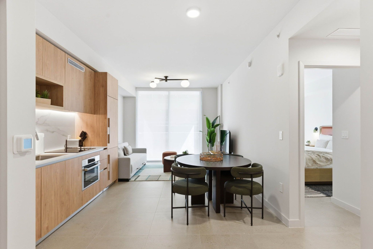Others 3, Modern Downtown Miami Apt w/ Balcony, Miami-Dade