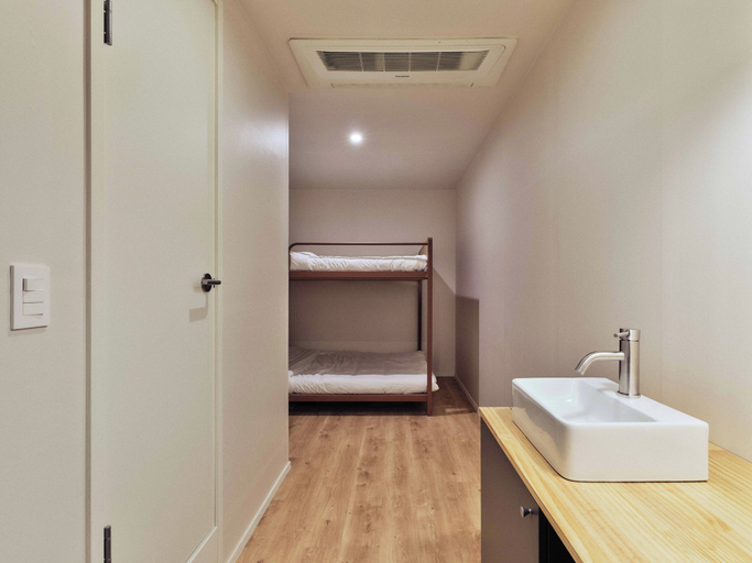 Others 1, Susu House, Jung