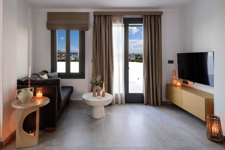 Others 2, Penny's House New Luxe Jacuzzi Villa 400m from Sea, South Aegean