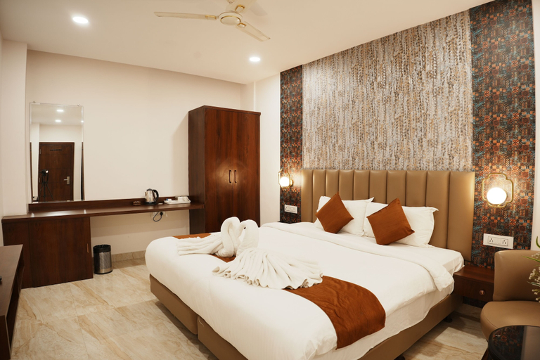 Others 5, Hotel Sanjay Rooftop, Bhopal