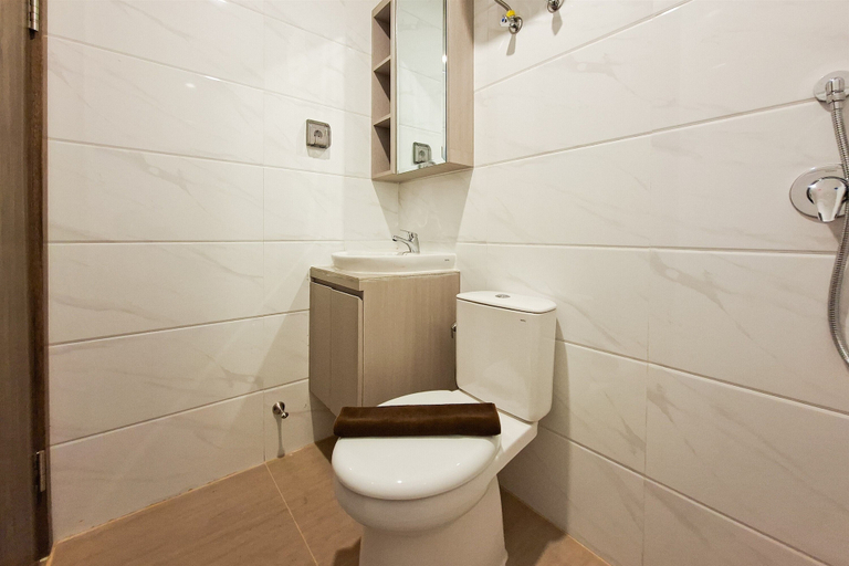 Others 4, Comfortable And Modern Studio Room At Apartment Sky House Bsd, South Tangerang