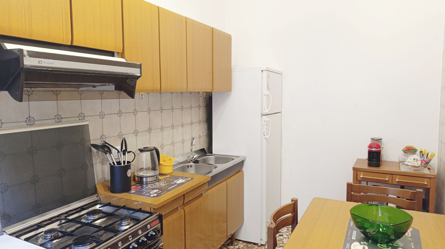 Others 2, Apartment Near Biennale Theatre by Ca-sa Check, Venezia