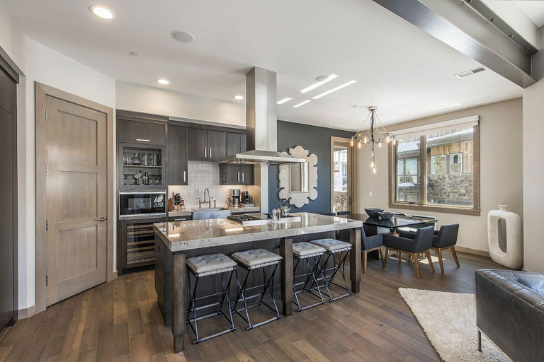 Others 1, Platinum Four Bedroom Suite 4 Apartment Hotel by RedAwning, Summit