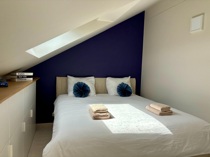 Others 4, Premium Couples Lodge with jacuzzi, Liège