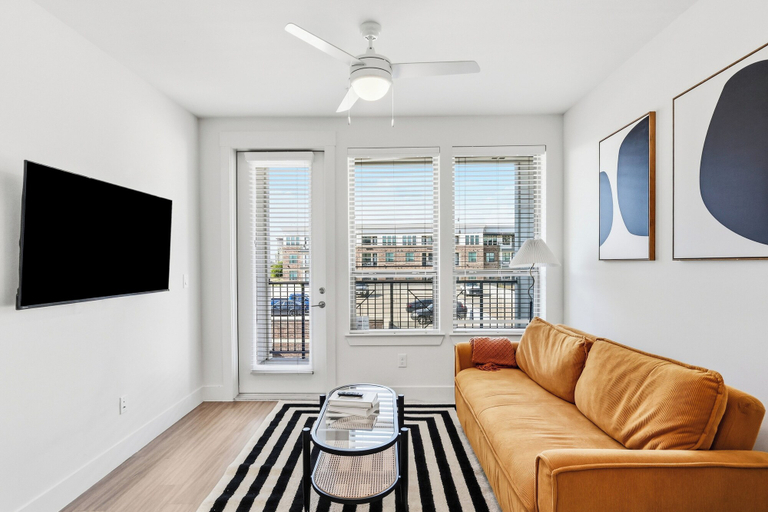 Others 5, Stylish 1BR near Universal Studios, Collin
