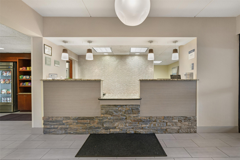 Public Area 2, Best Western Plus Wilmington/Wrightsville Beach, New Hanover