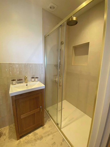 Others 2, New Stunning House St Ives With Parking, Cornwall