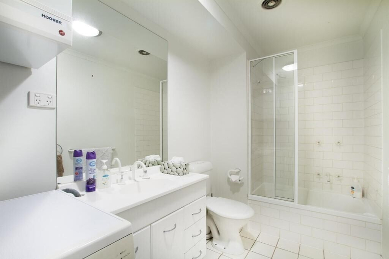 Others 5, Exclusive Stays - Yarra Condos, Melbourne
