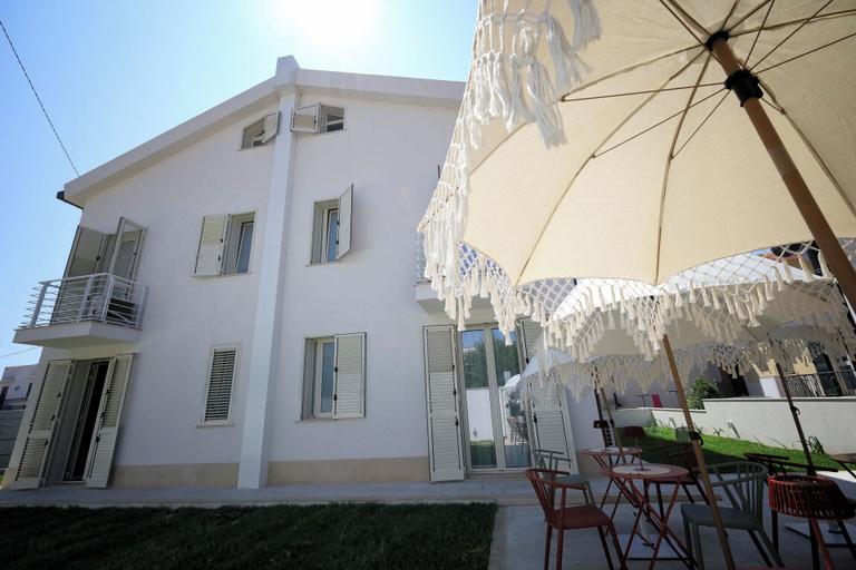 Others 3, Mediterraneo Rooms, Syracuse