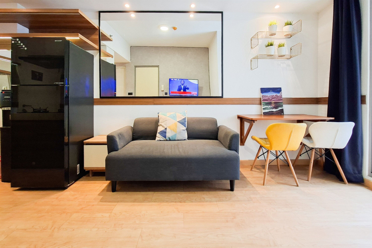 Others 3, Bright And Warm 2Br At Apartment M-Town Residence, Tangerang