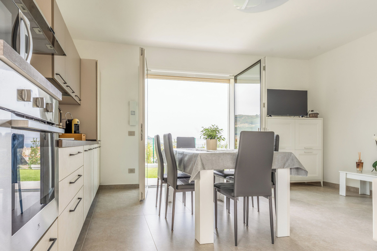 Others 3, Casa Sale, Imperia
