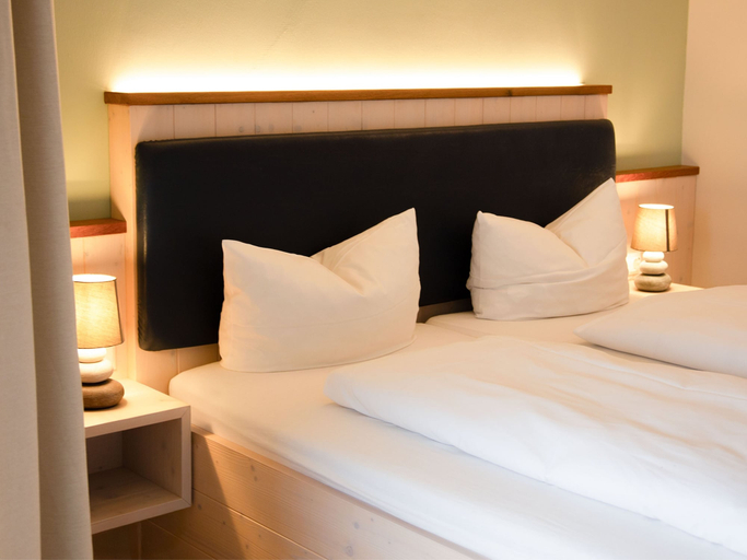 Bedroom 2, BE BIO Hotel be natural, Nordfriesland