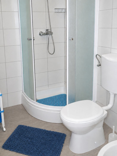 Bathroom 3, Apartments Mirela, Omiš