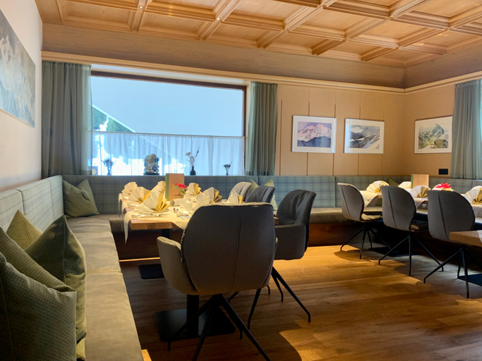 Public Area, Hotel Zirbenhof, Imst