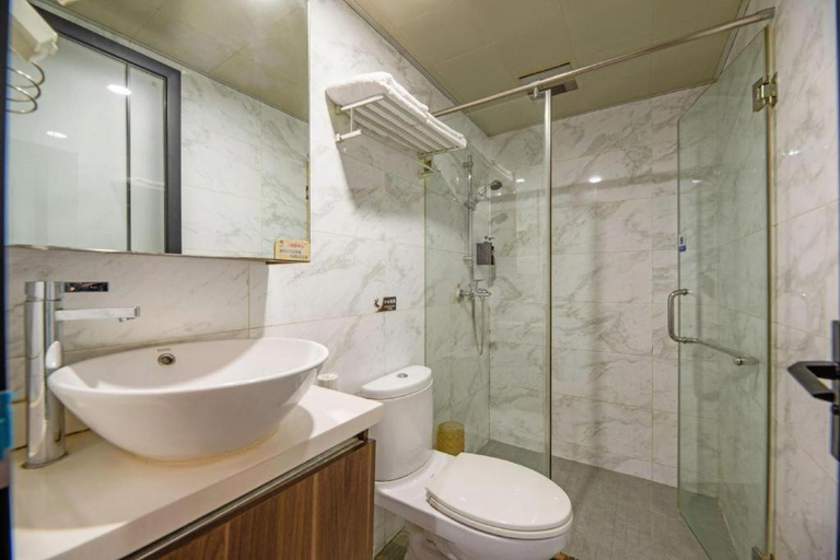 Bathroom 5, Pai Hotel Xi'an Sanqiao Metro Station MIXC IKEA, Xi'an