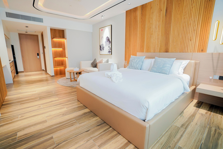 Others 5, Tan Tower One, Phnom Penh