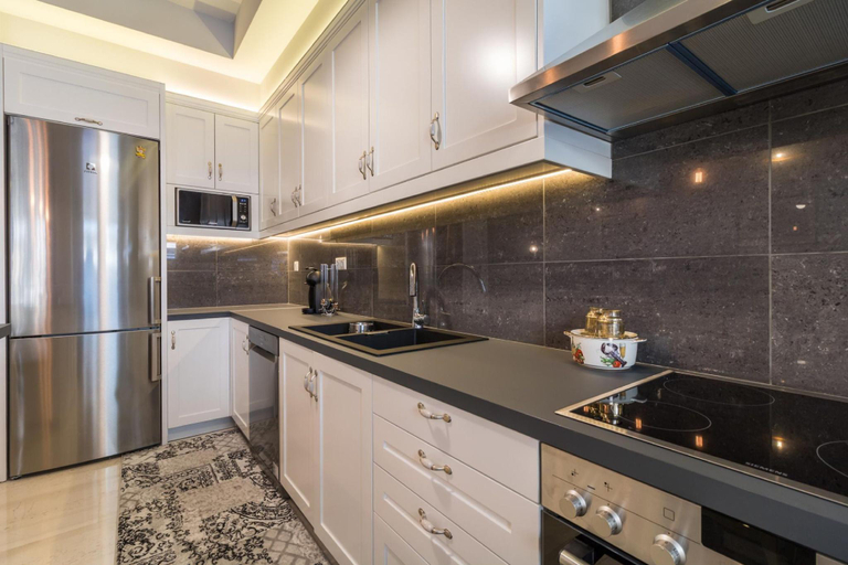 Others 4, Comfortable and Spacious 2 bdr Apt, Attica