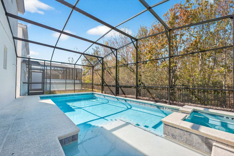 Others 1, Huge Family Home! Sleeps 26!, Osceola