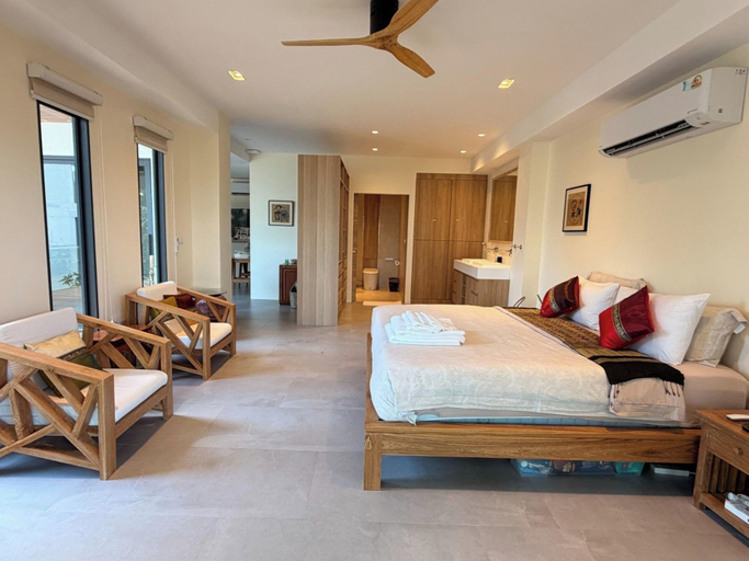 Others 5, Baan Thai Surin Hill (BTSH), Phuket Island